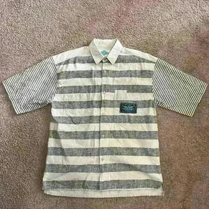 90s Weekends Expedition Men’s Short Sleeve Cotton Shirt Small